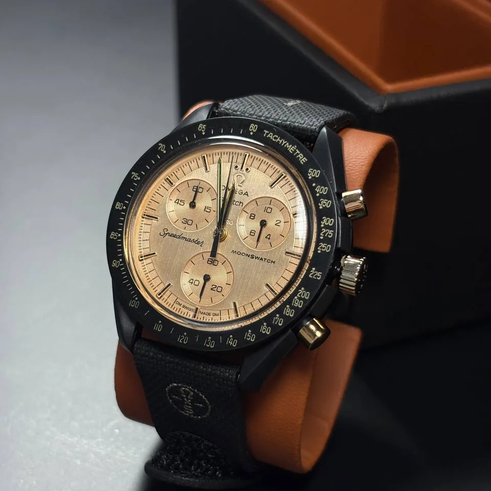 ست ساعت و دستبند طرح OMEGA × Swatch MISSION TO THE MOON 1969 — تصویر 2